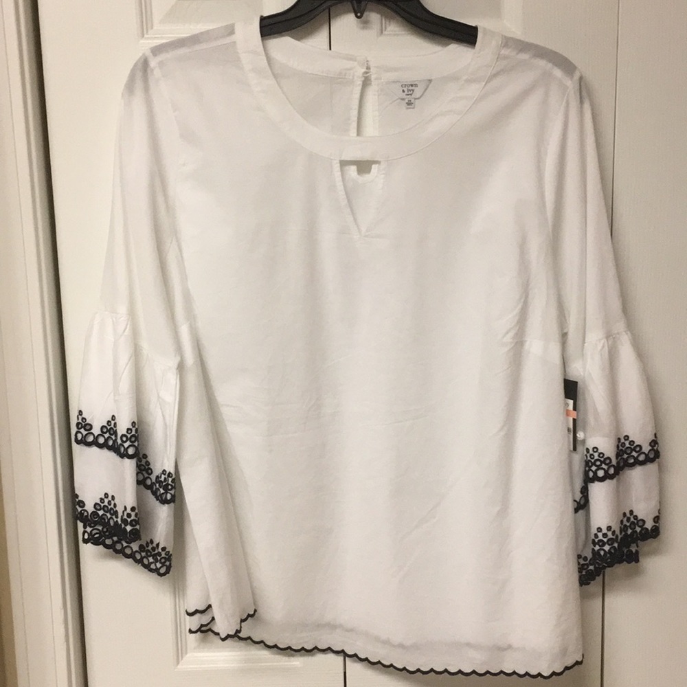 Crown and Ivy Blouse
